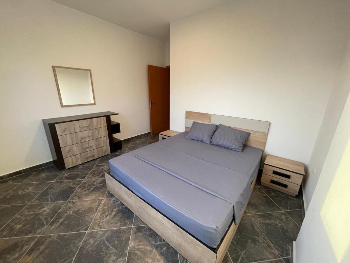 Apartments Big Family Durrës Esterno foto